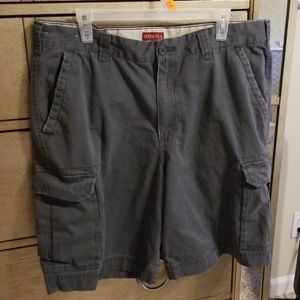 Like new! Merona gray cargo shorts/sz 40 waist
